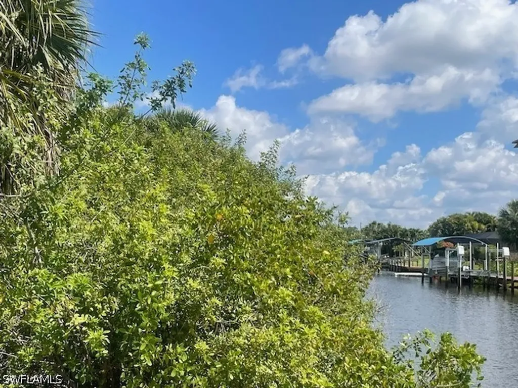 4450 Bayview Street Port Charlotte FL 33948