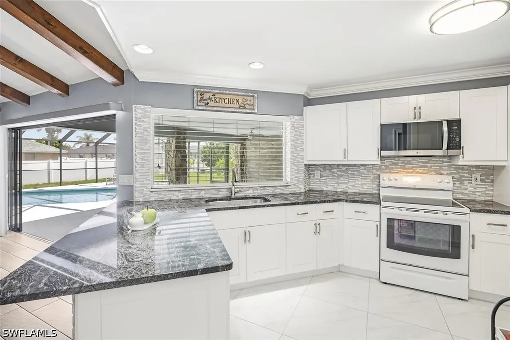 1715 SE 21st Street Cape Coral FL 33990