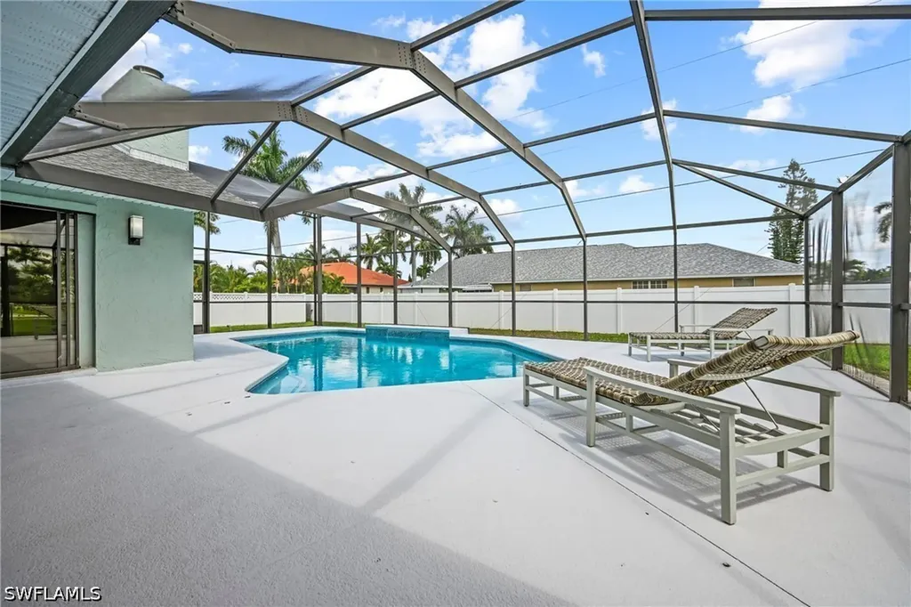 1715 SE 21st Street Cape Coral FL 33990