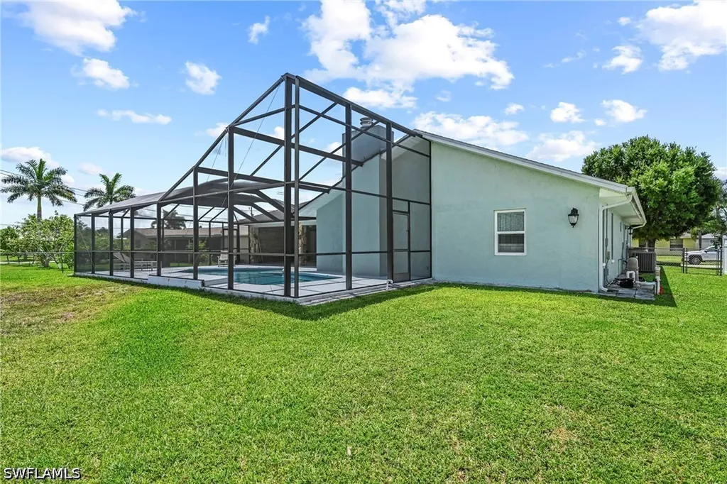 1715 SE 21st Street Cape Coral FL 33990