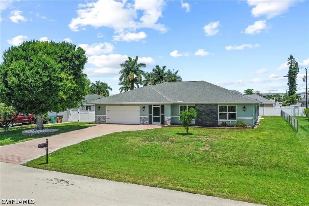 1715 SE 21st Street Cape Coral FL 33990