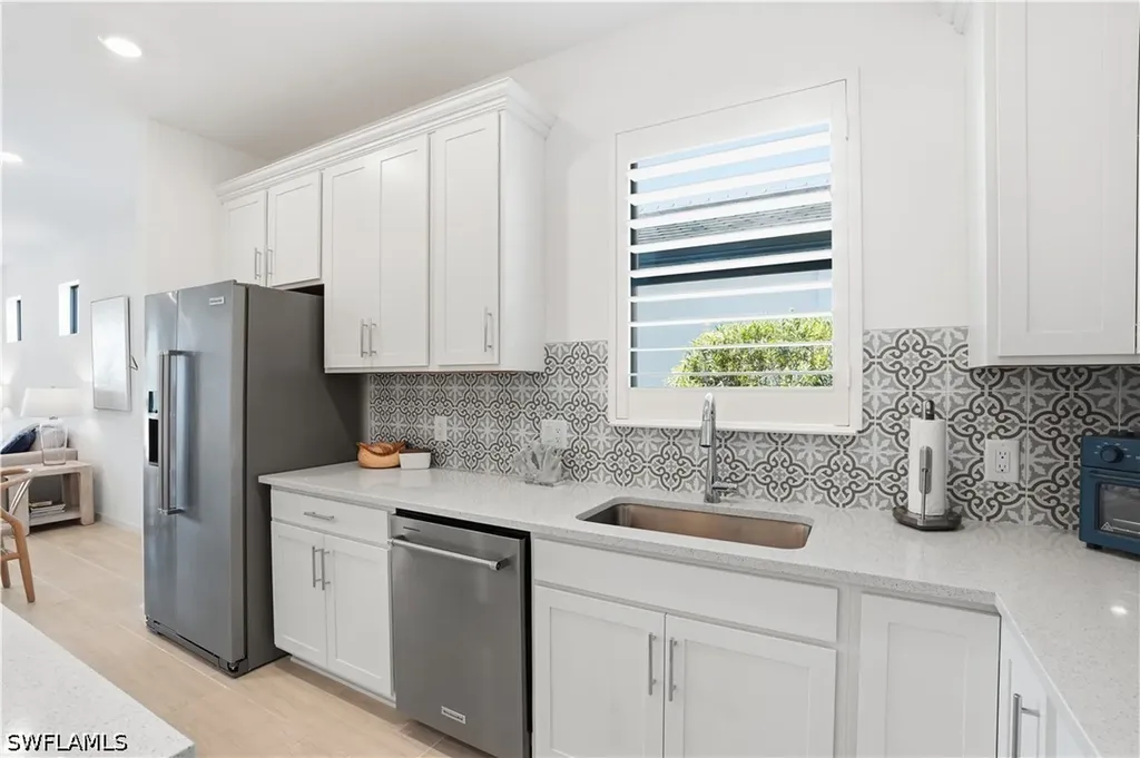 1888 Sierra Court Naples FL 34120