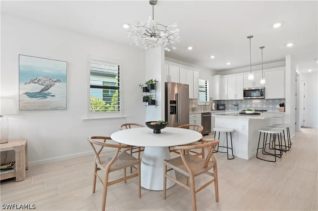 1888 Sierra Court Naples FL 34120