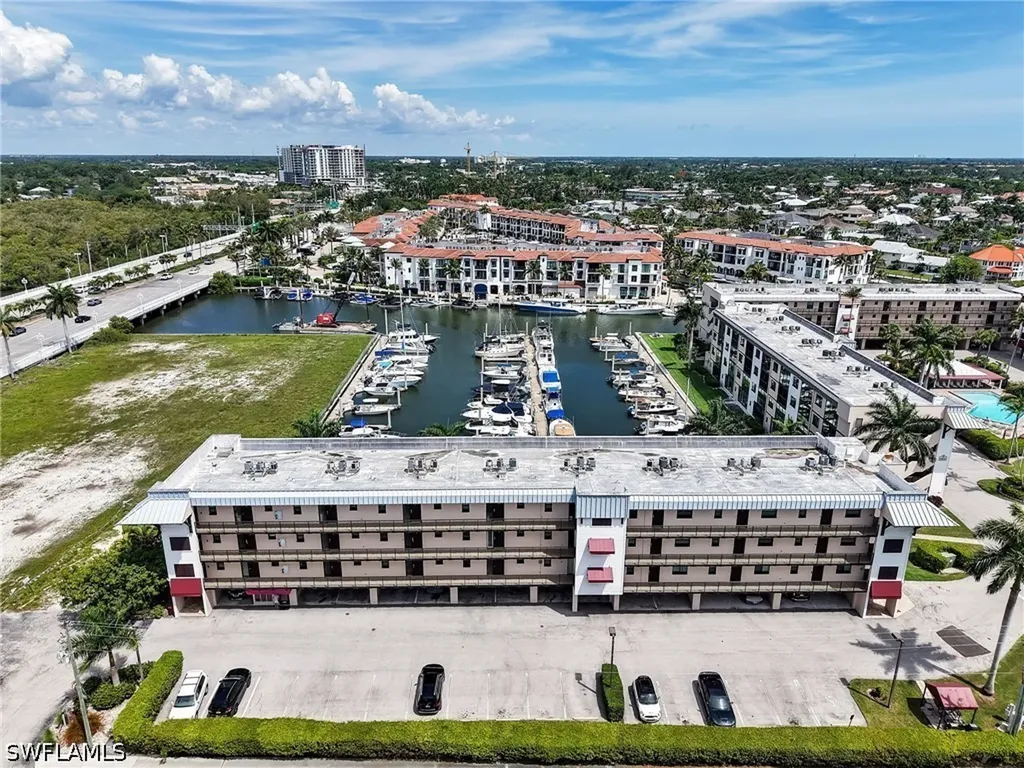 801 River Point Drive Naples FL 34102