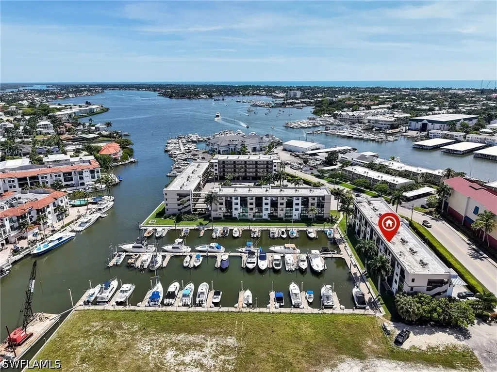 801 River Point Drive Naples FL 34102