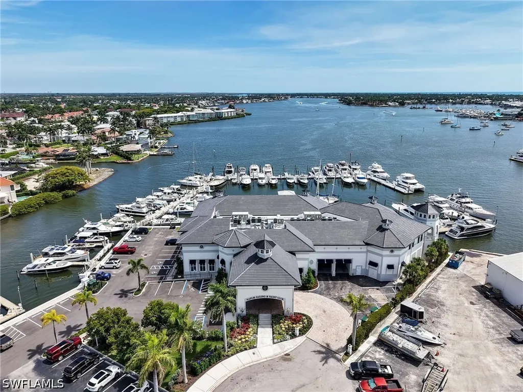 801 River Point Drive Naples FL 34102