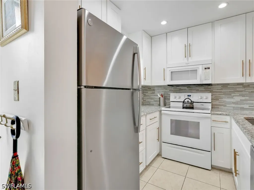 801 River Point Drive Naples FL 34102