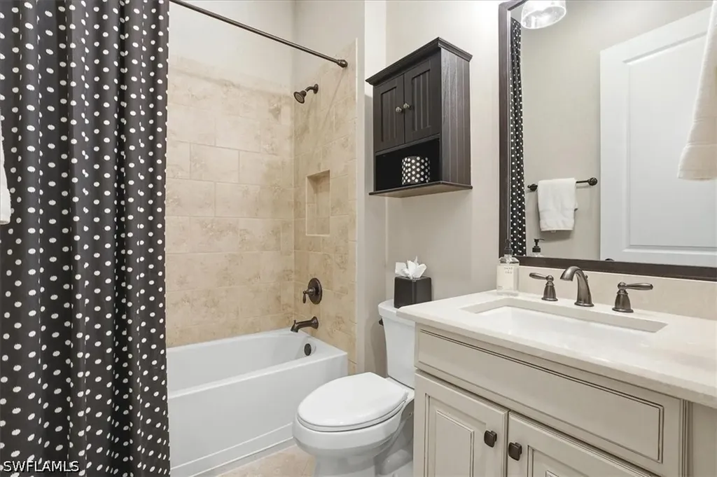 9523 Campanile Circle Naples FL 34114