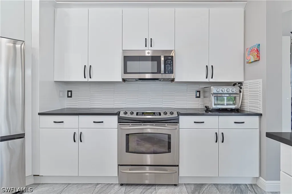 9057 Whitfield Drive Estero FL 33928