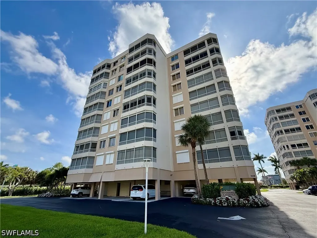 11118 Gulf Shore Drive Naples FL 34108