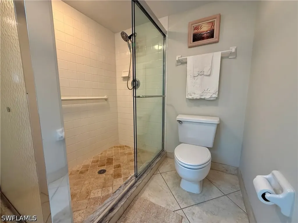 11118 Gulf Shore Drive Naples FL 34108