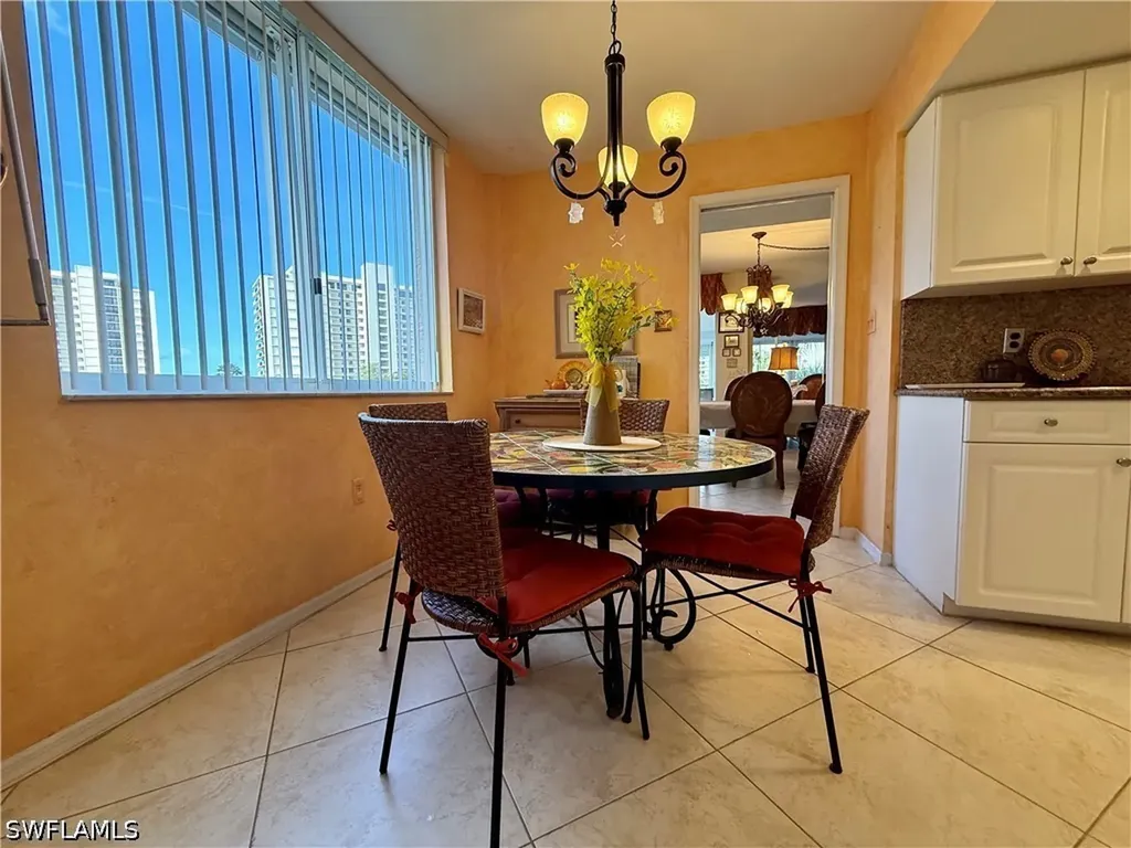 11118 Gulf Shore Drive Naples FL 34108