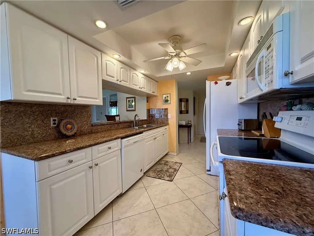 11118 Gulf Shore Drive Naples FL 34108