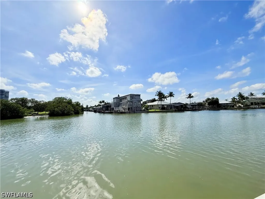11118 Gulf Shore Drive Naples FL 34108
