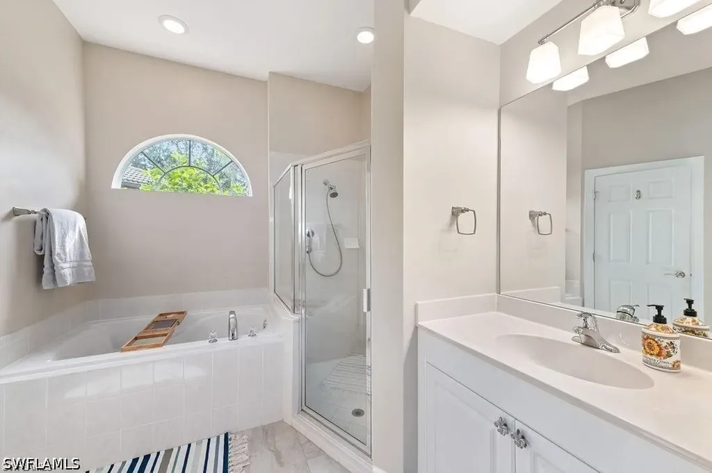 8963 Appaloosa Court Naples FL 34113