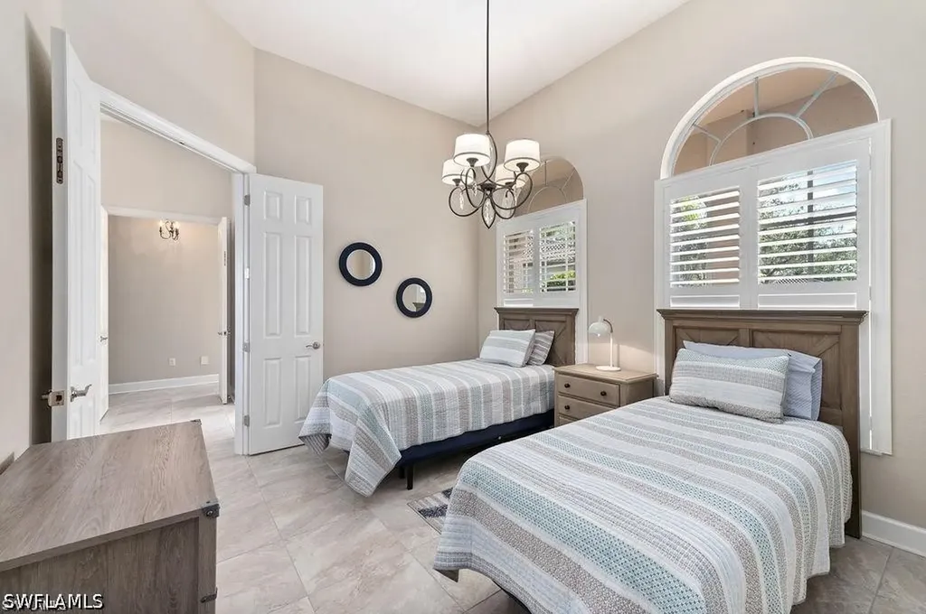 8963 Appaloosa Court Naples FL 34113