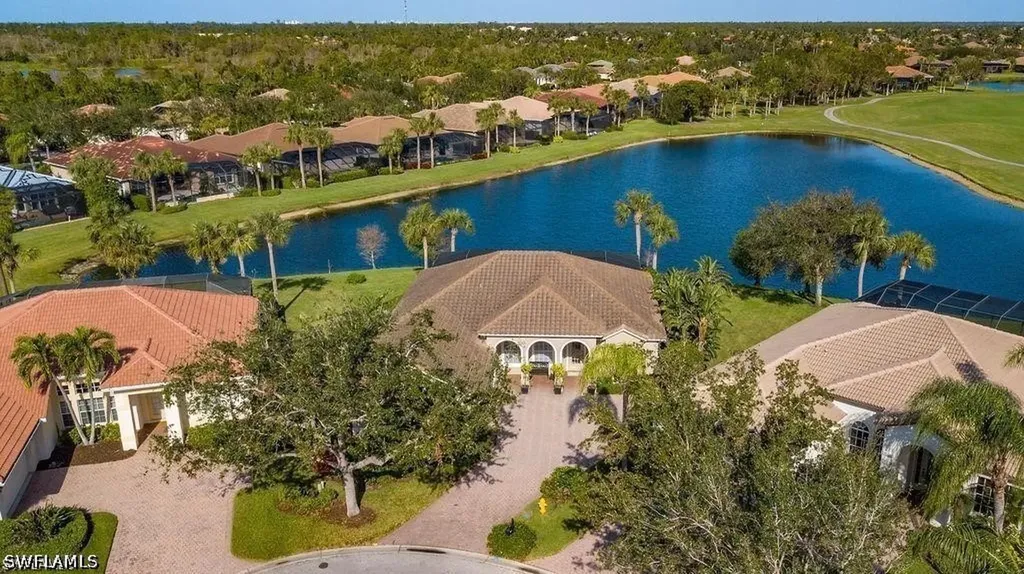 8963 Appaloosa Court Naples FL 34113