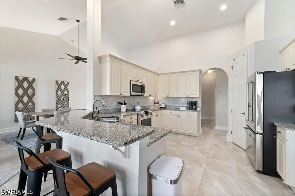 8963 Appaloosa Court Naples FL 34113
