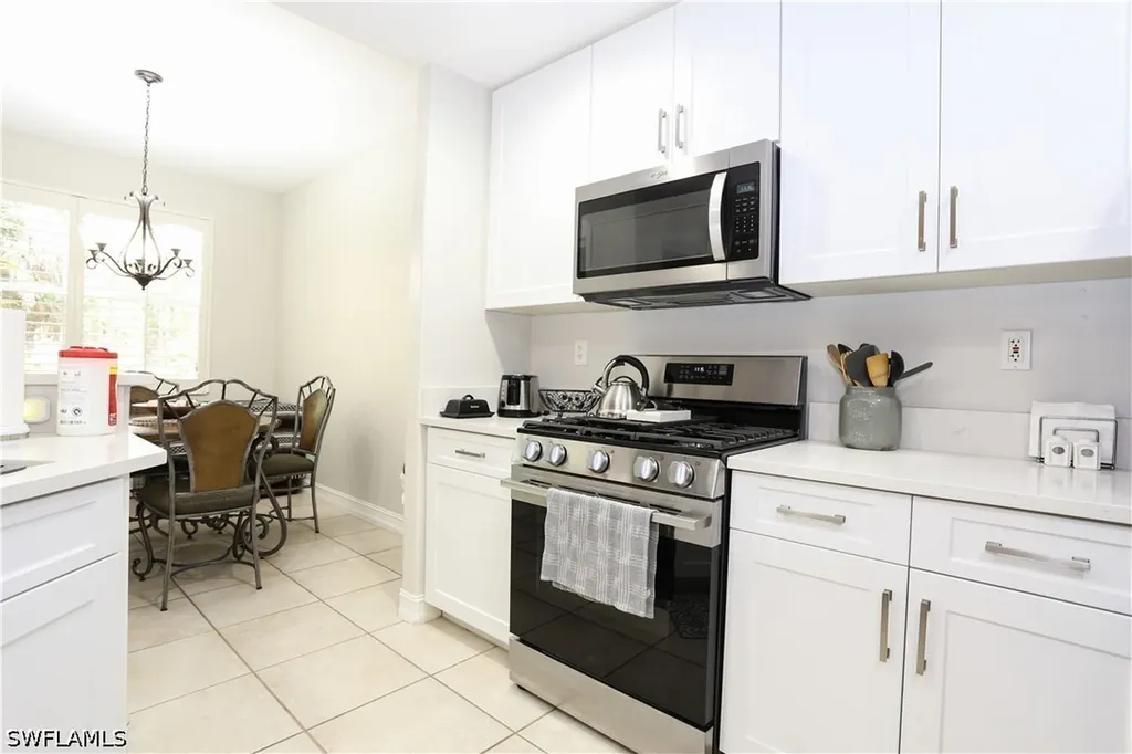 1710 Tarpon Bay Drive S Naples FL 34119