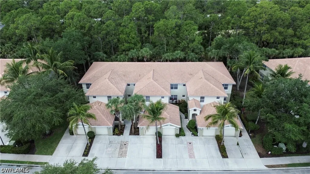 1710 Tarpon Bay Drive S Naples FL 34119