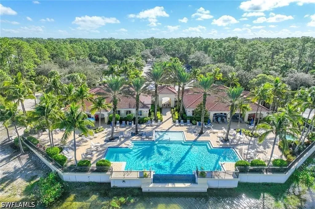 1710 Tarpon Bay Drive S Naples FL 34119