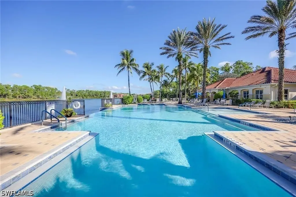 1710 Tarpon Bay Drive S Naples FL 34119