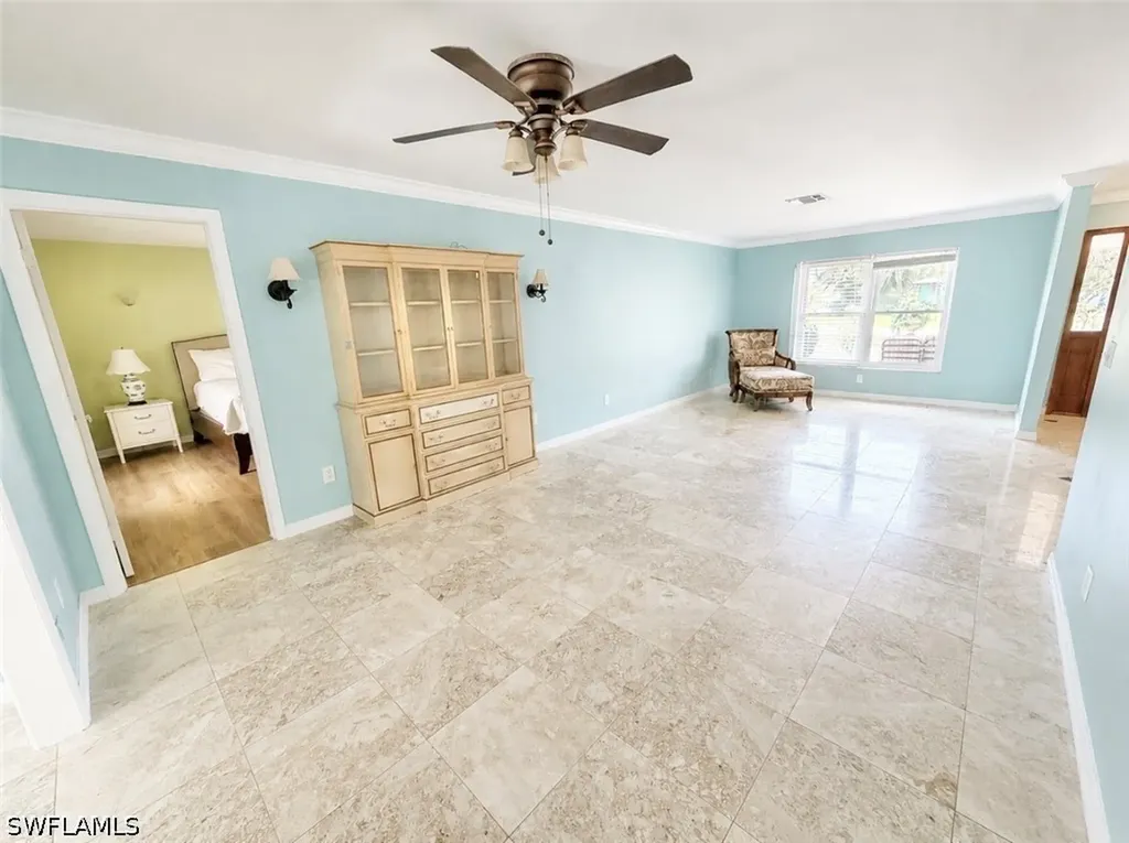 688 W Valley Drive Bonita Springs FL 34134