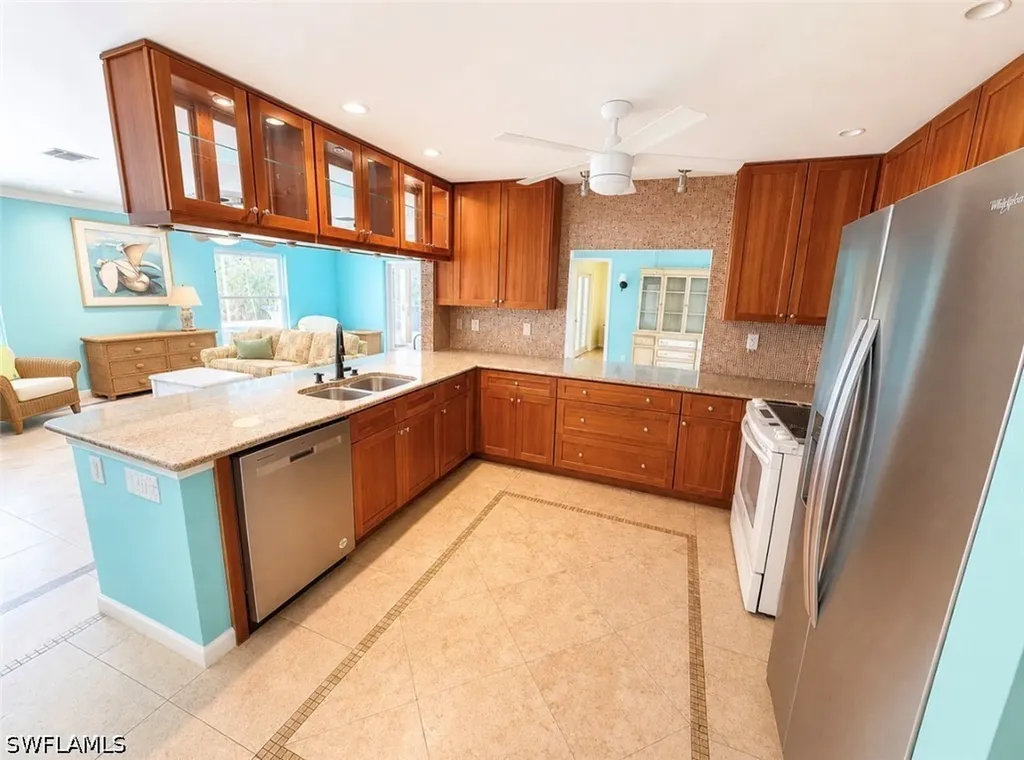 688 W Valley Drive Bonita Springs FL 34134