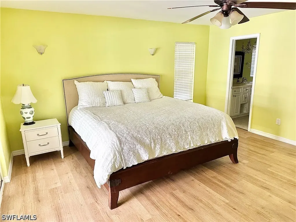 688 W Valley Drive Bonita Springs FL 34134
