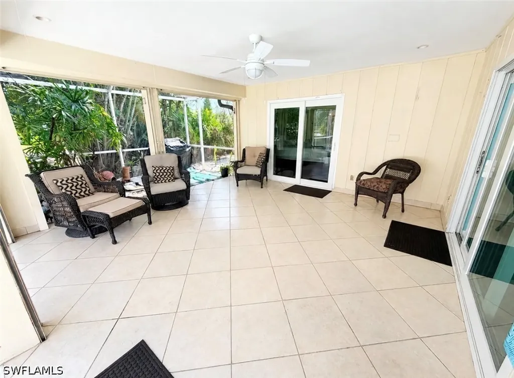 688 W Valley Drive Bonita Springs FL 34134
