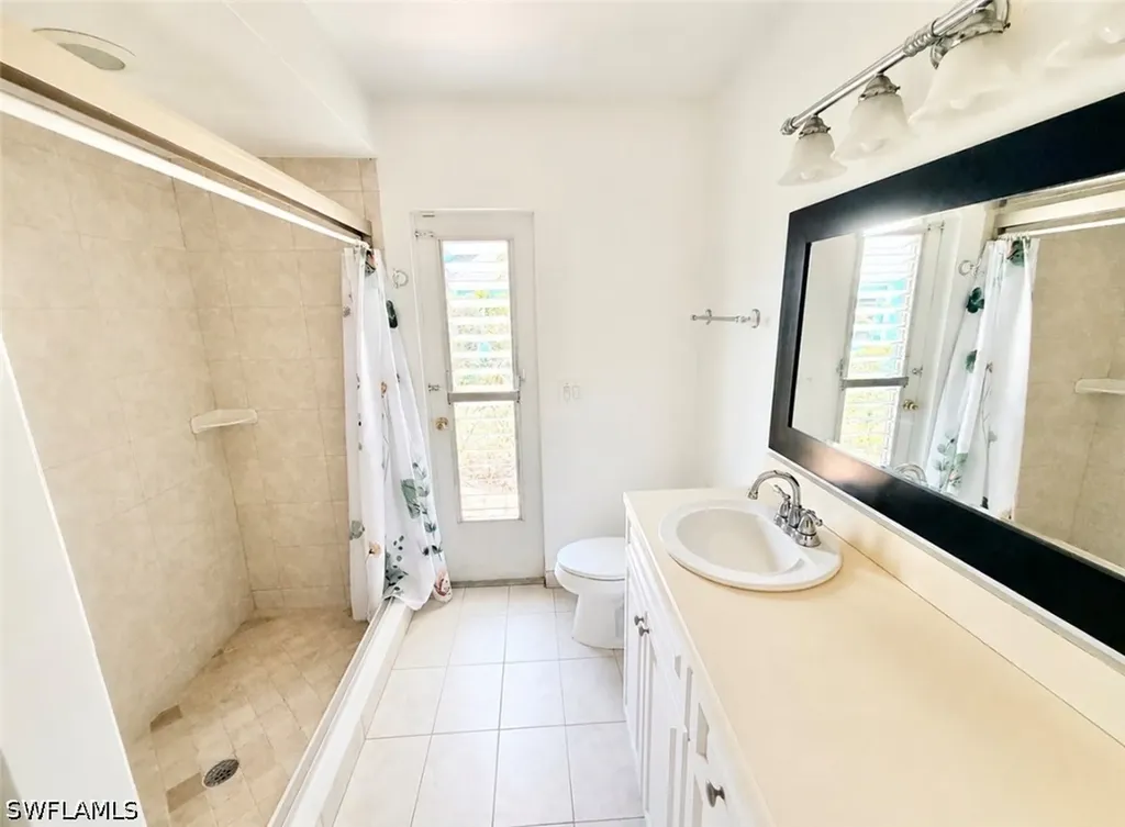 688 W Valley Drive Bonita Springs FL 34134