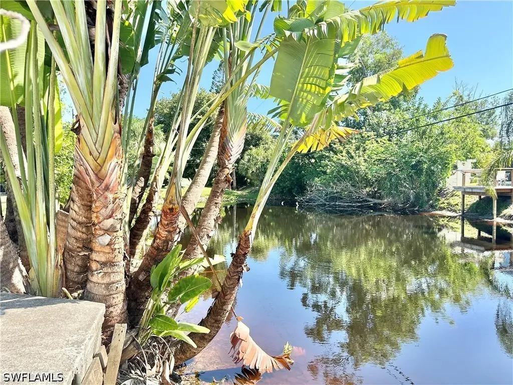 688 W Valley Drive Bonita Springs FL 34134