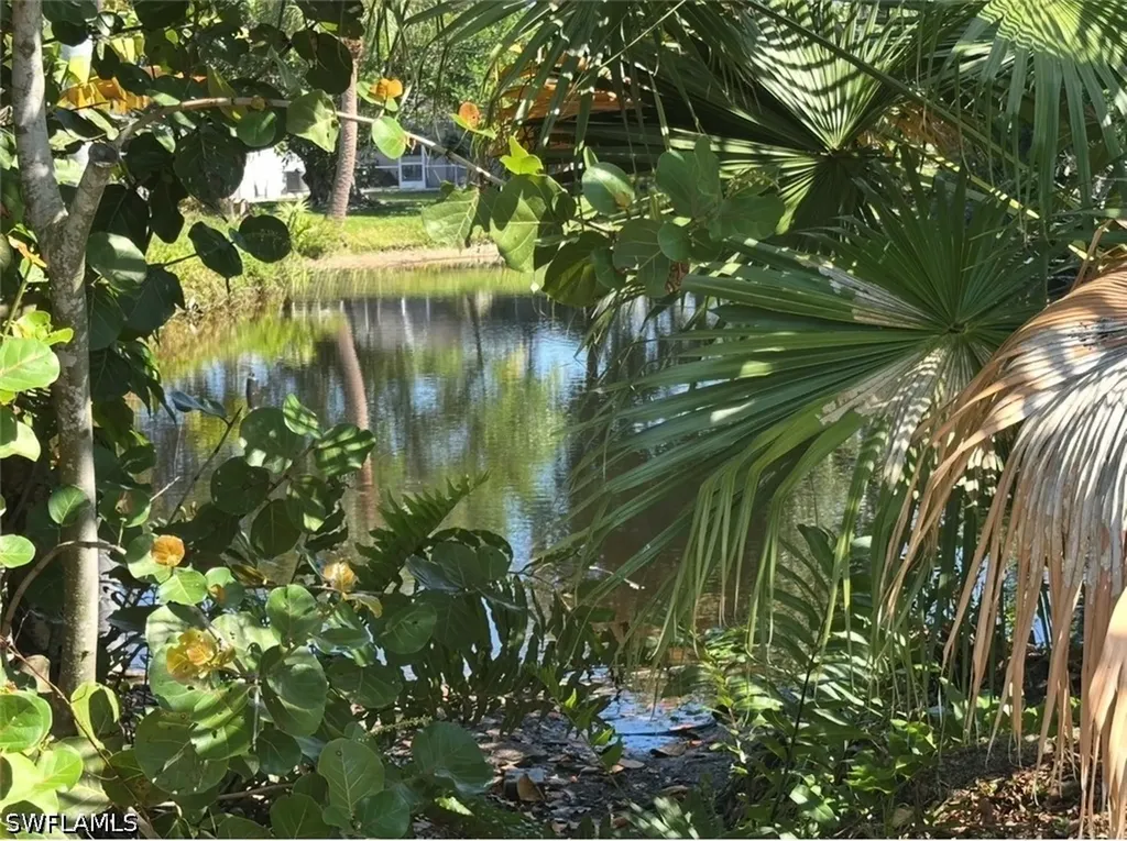 688 W Valley Drive Bonita Springs FL 34134