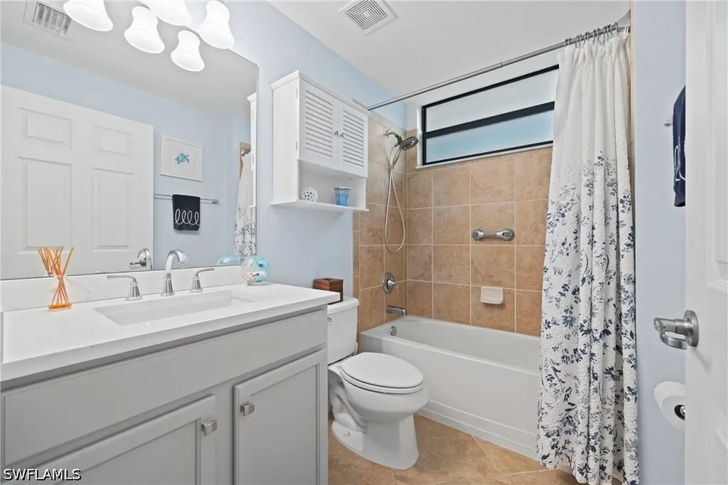 9844 Venezia Circle Naples FL 34113