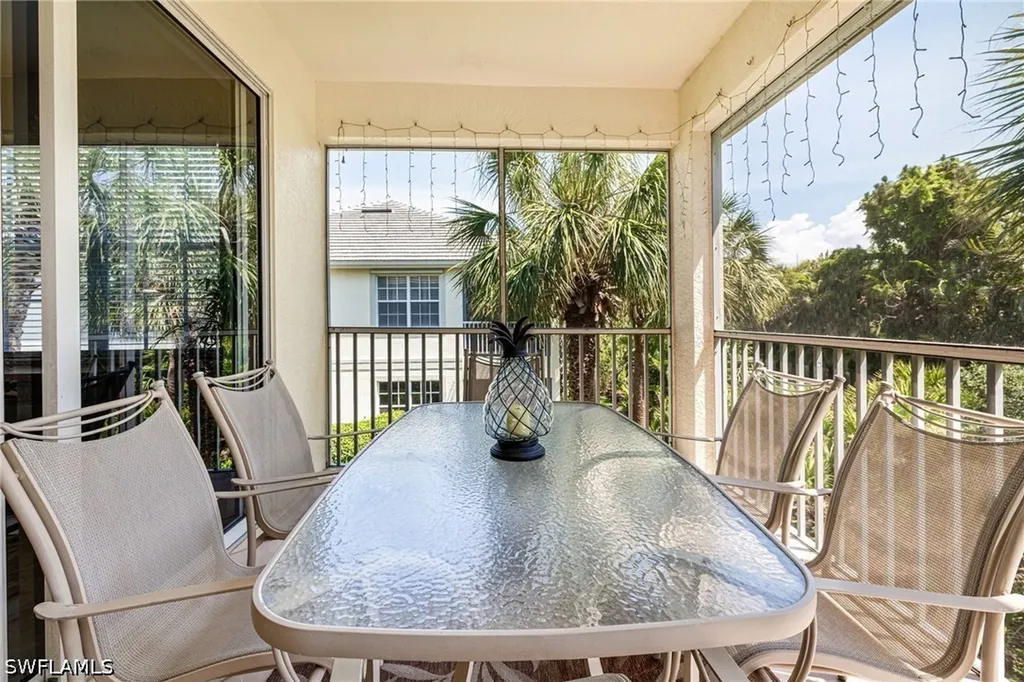 19081 Ridgepoint Drive Estero FL 33928-3915