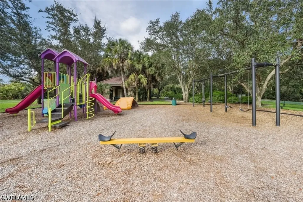 19081 Ridgepoint Drive Estero FL 33928-3915