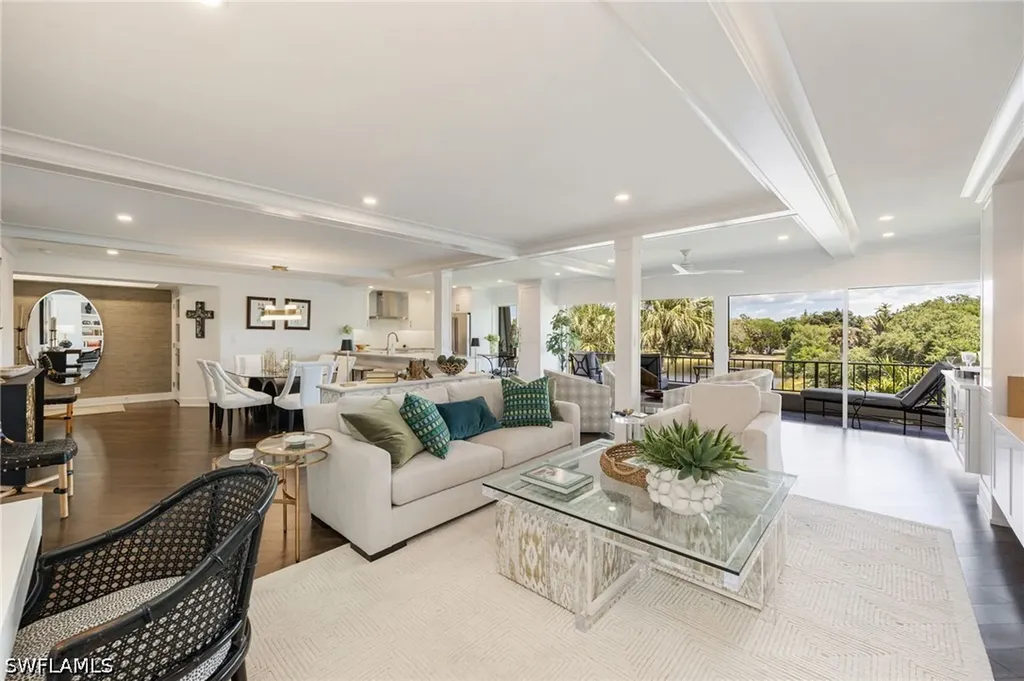 102 Tall Pine Lane Naples FL 34105