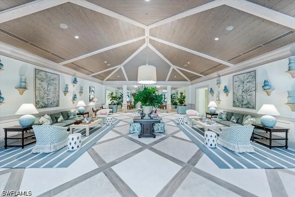102 Tall Pine Lane Naples FL 34105