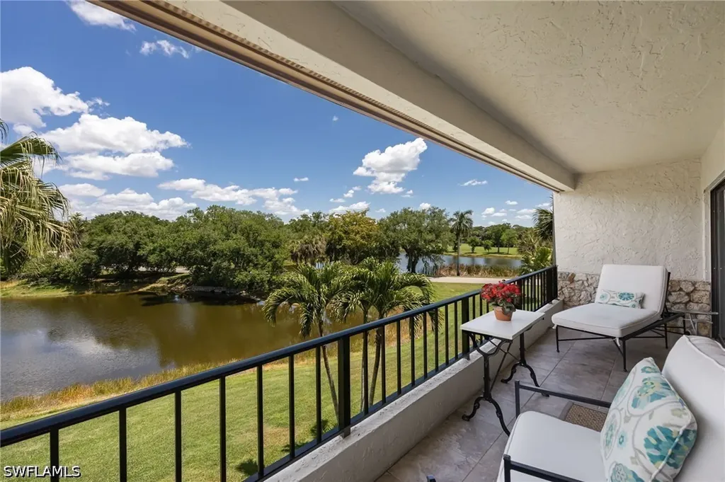102 Tall Pine Lane Naples FL 34105