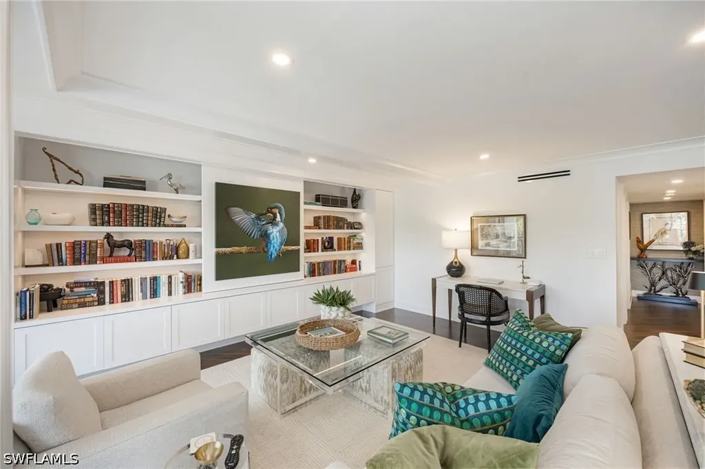 102 Tall Pine Lane Naples FL 34105