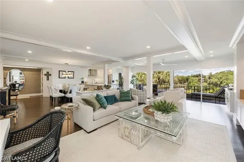 102 Tall Pine Lane Naples FL 34105
