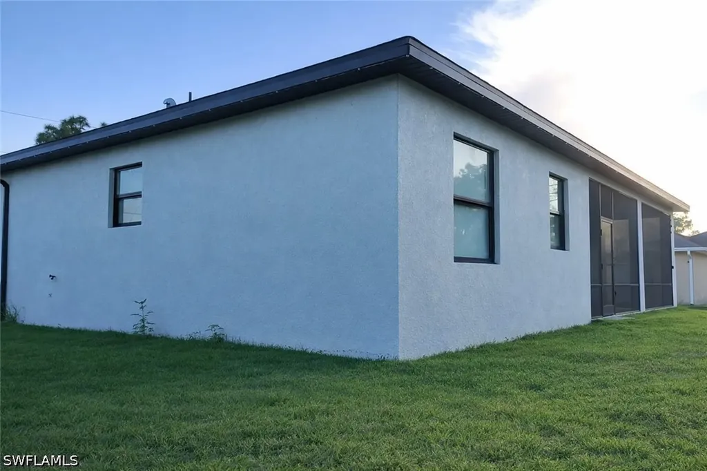 3208 31st Street W Lehigh Acres FL 33971