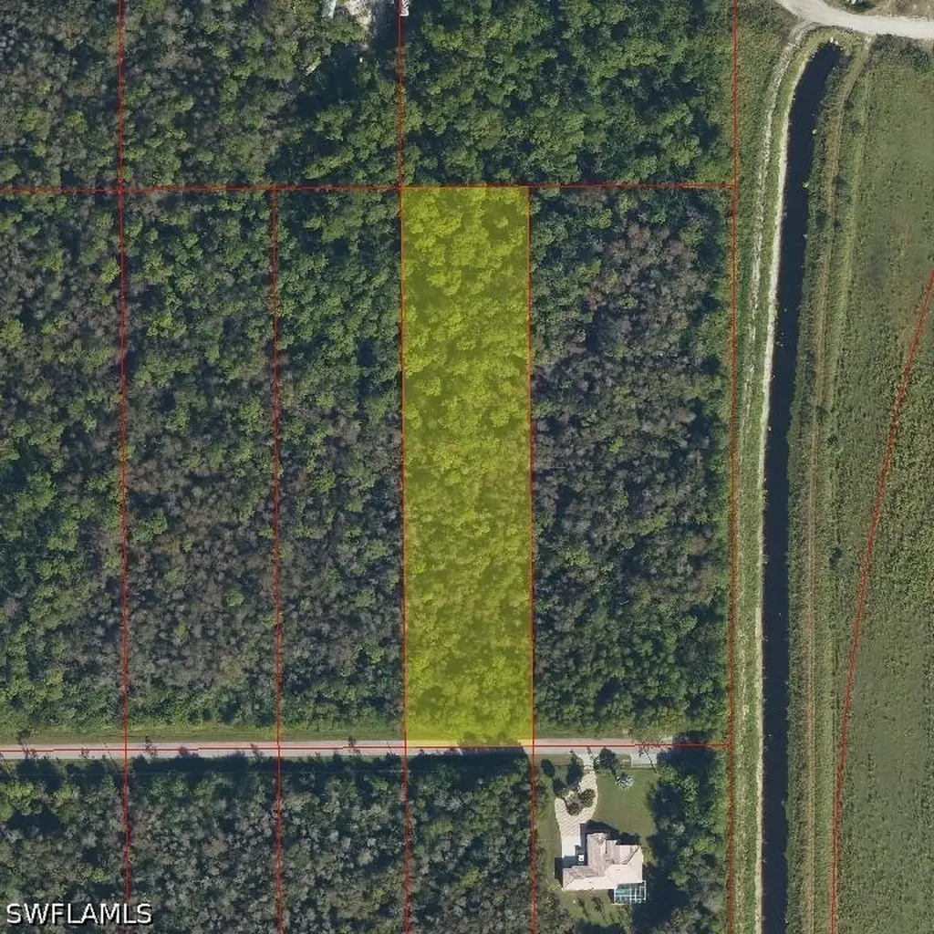 Xx 6th Avenue SE Naples FL 34117