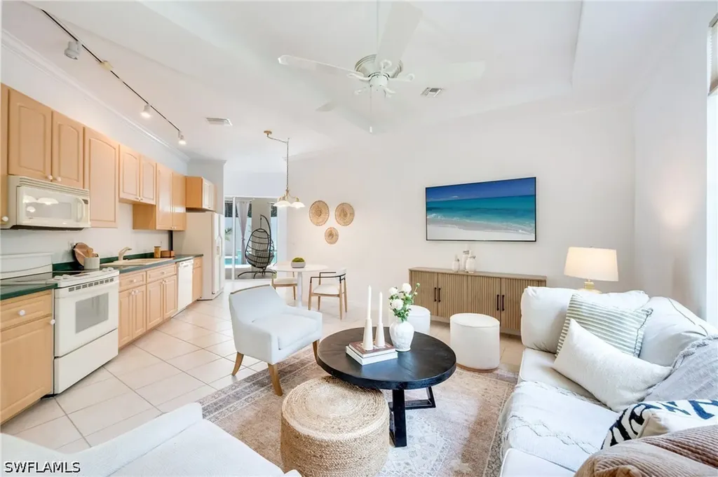 8058 Vera Cruz Way Naples FL 34109