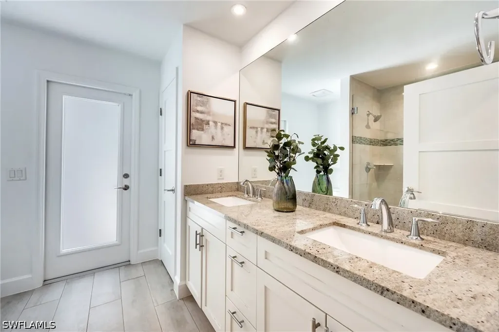 8058 Vera Cruz Way Naples FL 34109