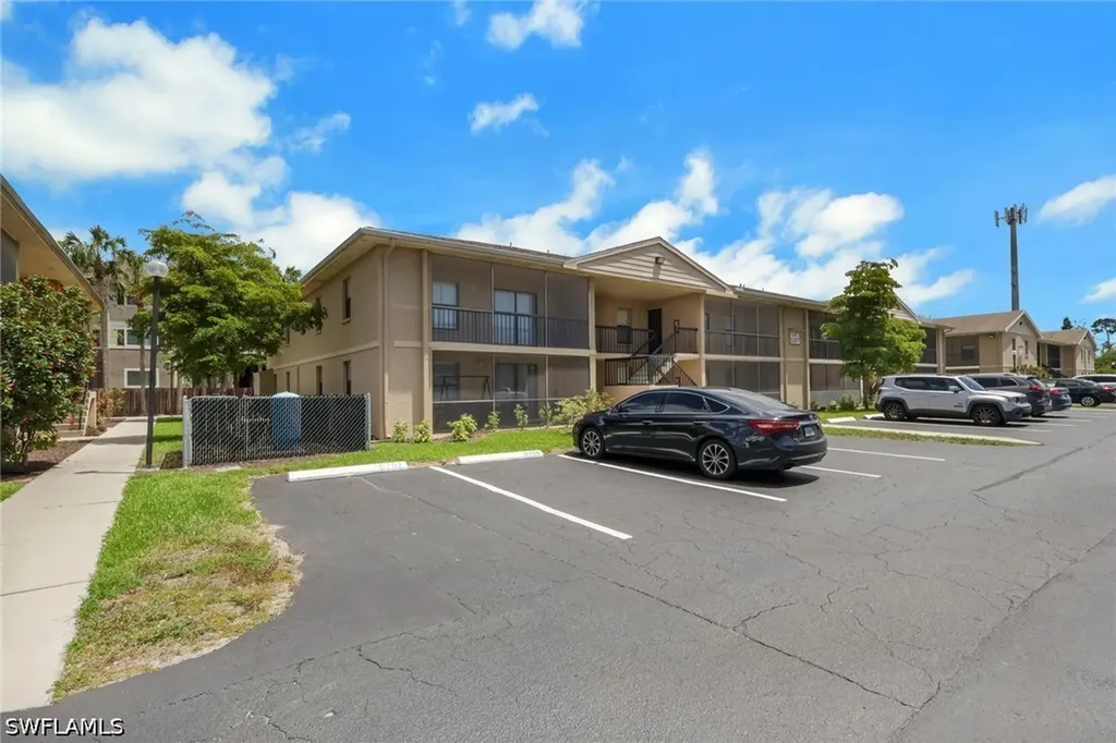 5307 Summerlin Road Fort Myers FL 33919