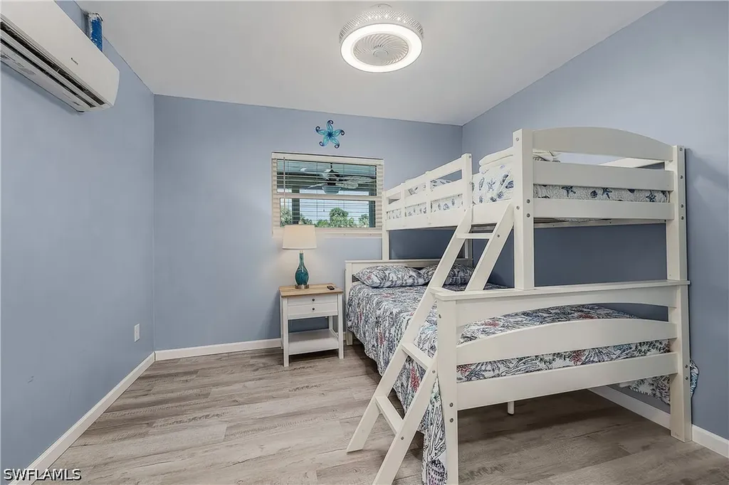 610 Donax Street Sanibel FL 33957