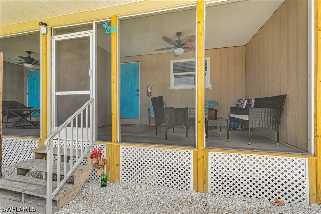 610 Donax Street Sanibel FL 33957