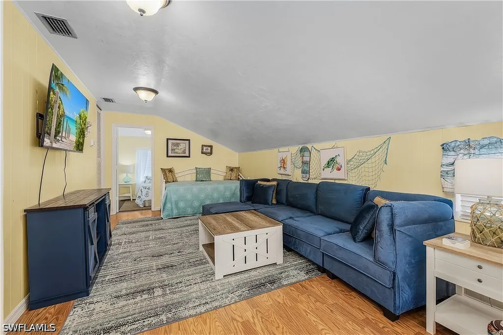 610 Donax Street Sanibel FL 33957