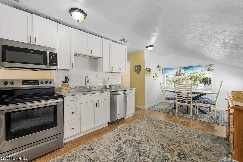 610 Donax Street Sanibel FL 33957